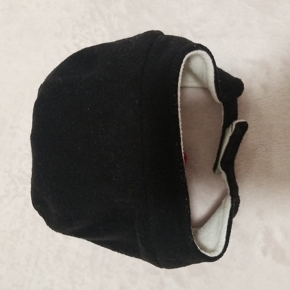 3/$25 Baby's Beanie Penguin Baby Size 6-12 months - Picture 3 of 9